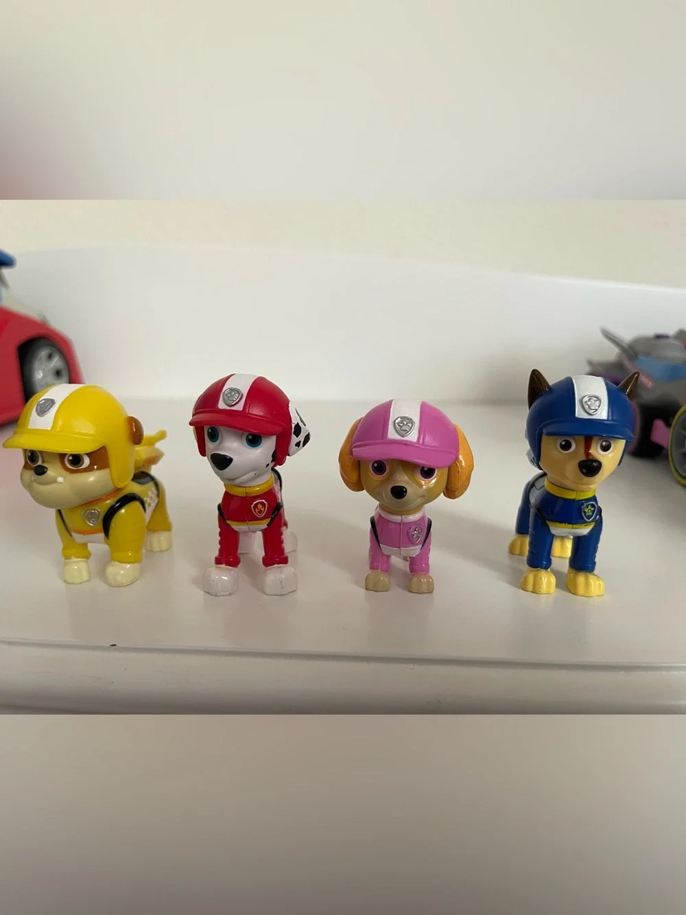 Paw Patrol Ready Race Rescue Set INCLUDING Mobile Pit Stop Team Vehicle